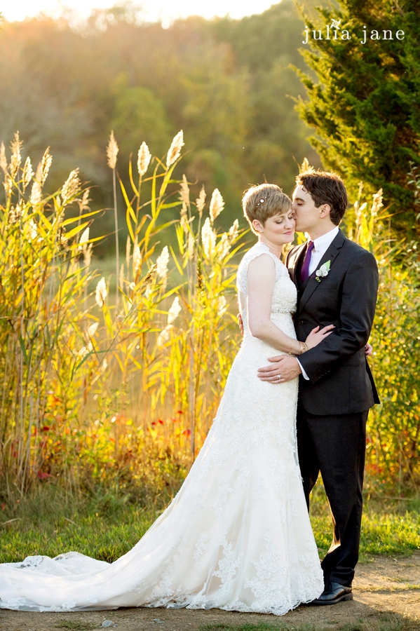 Lifestyle Wedding Photography by Connecticut Wedding Photographer Julia Jane Studios  